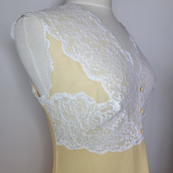 Vintage | Made in Italy nightgown - Picture 9 of 15